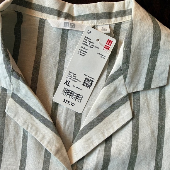 Uniqlo Linen Short-Sleeve Stripe Button-Down Shirt - Light Green & White - Picture 3 of 3